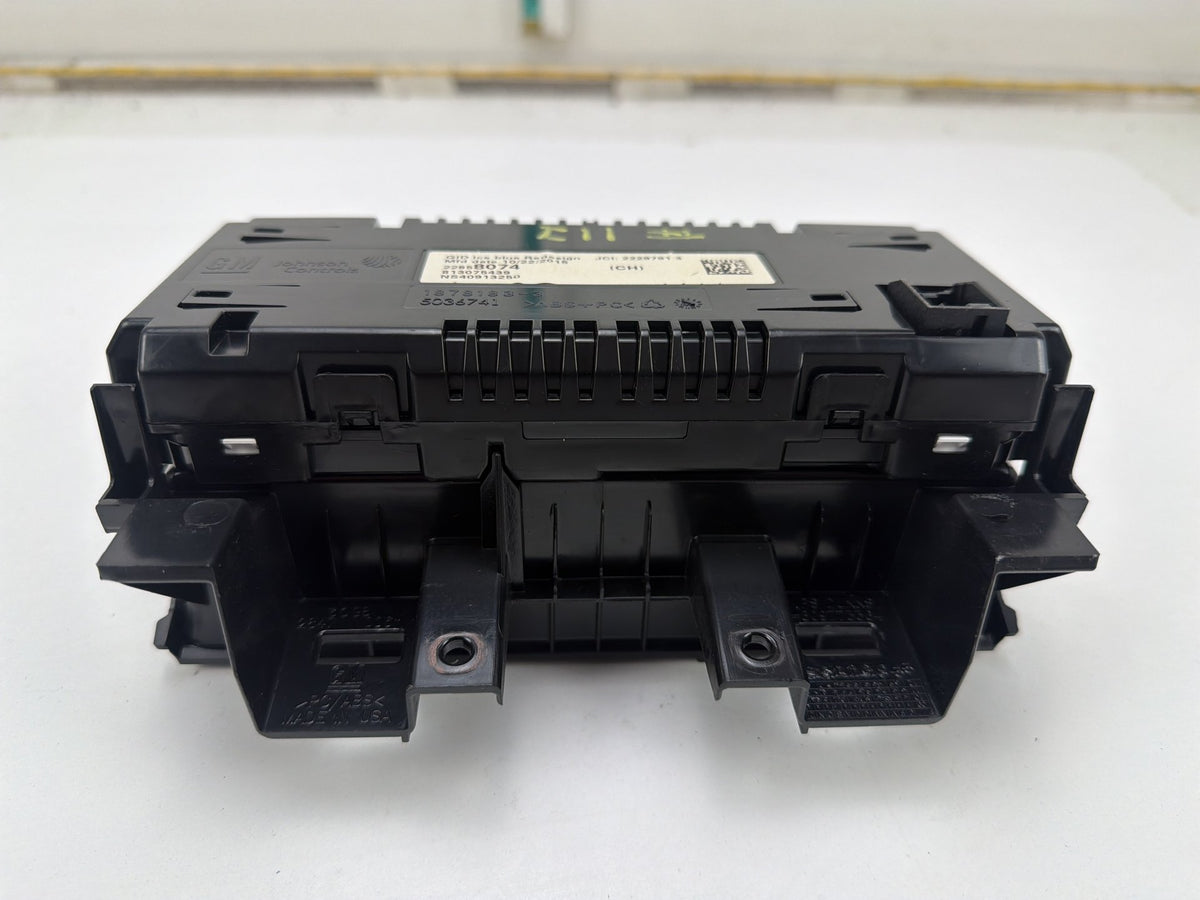 2011-2016 Chevrolet Cruze J300 - Information Radio Display Screen 22858074 OEM