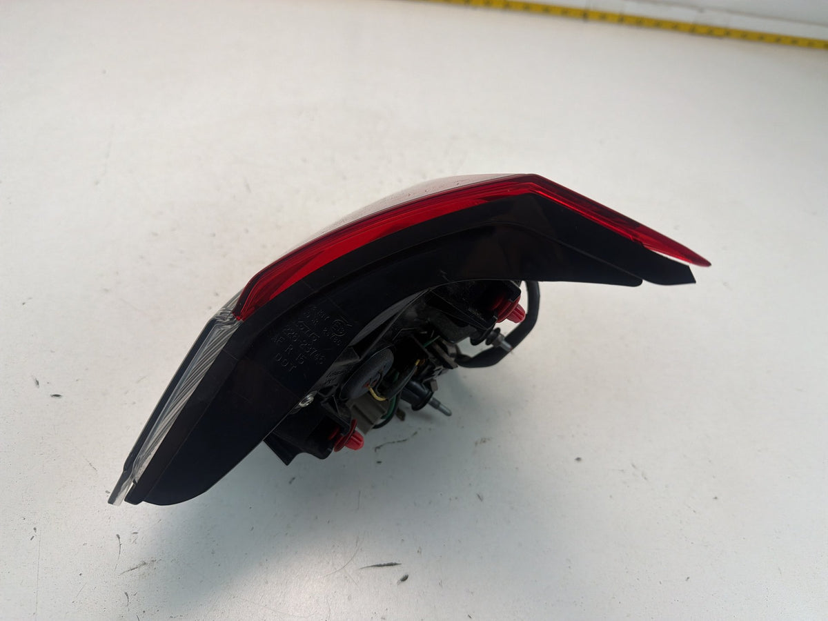 2017-2020 Nissan Rogue Rear Right Passenger Side Inner Tail Light Assembly OEM