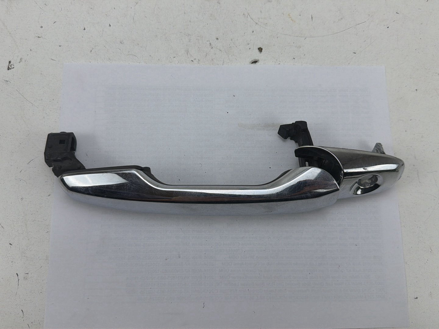 2011-2015 Ford Explorer Front Left Driver Side Exterior Door Handle Chrome OEM