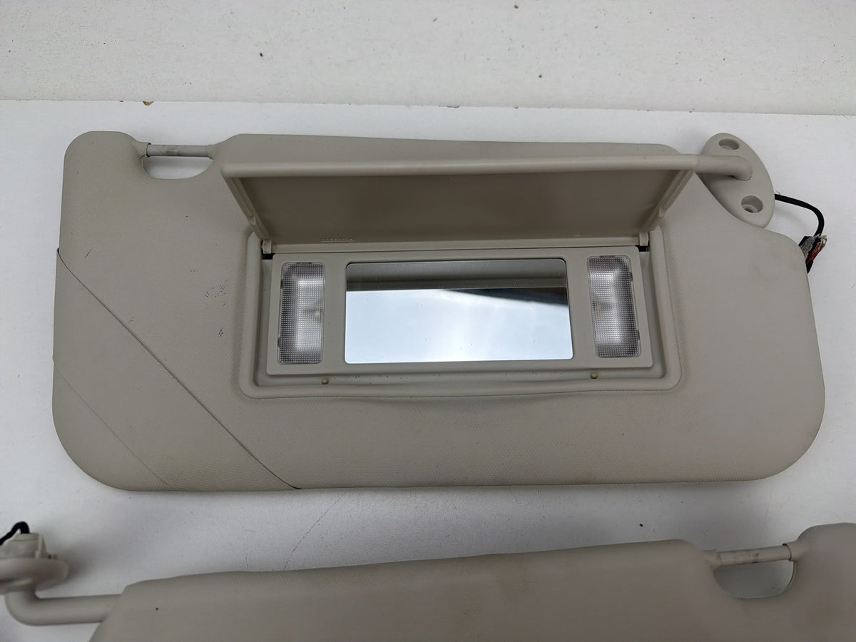 2013-2018 Ford C-Max Front Left & Right Sun Visor Pair Lighted Mirror OEM
