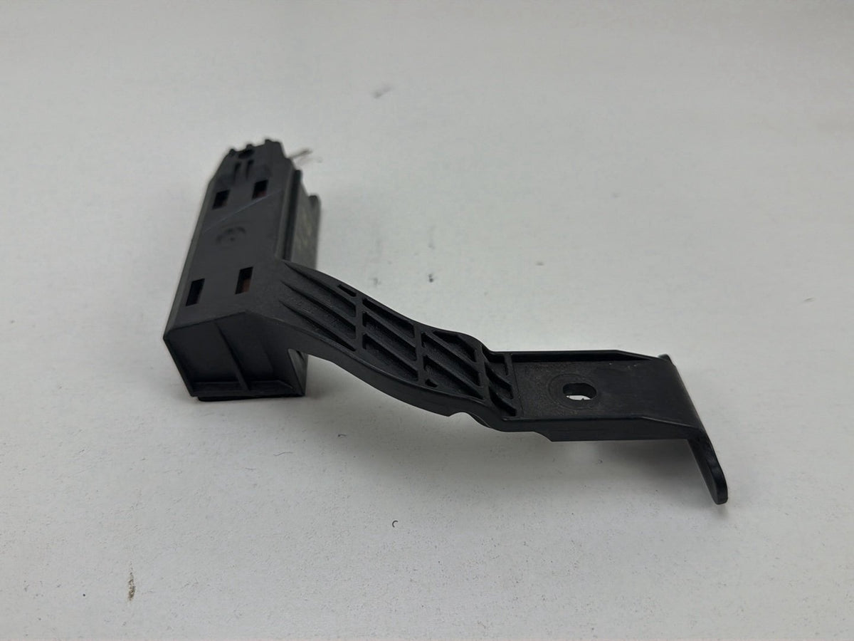 2010-2015 Toyota Prius W30- Smart Key Keyless Entry Antenna Module w/Bracket OEM