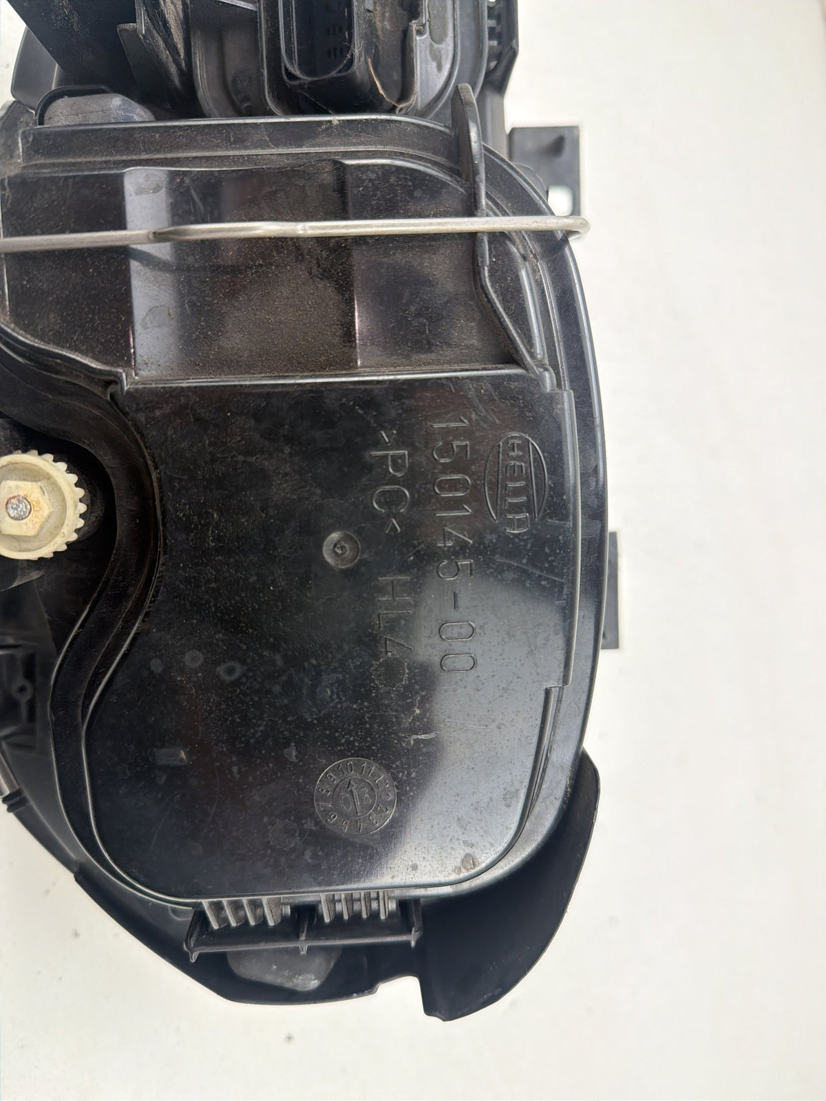 1999-2005 Volkswagen Golf Front Left Driver Side Headlight Lamp Assembly OEM