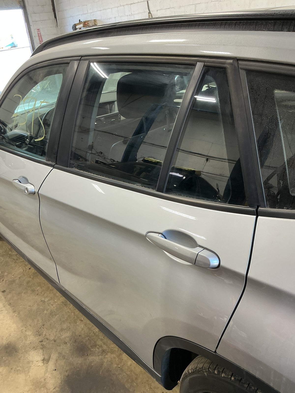 2014 BMW X1 E84 SUV Left Rear Door OEM