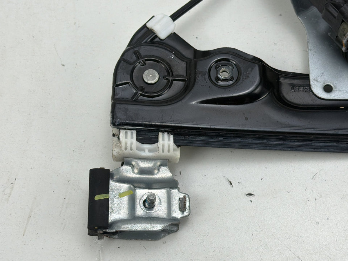 2012-2016 Chevrolet Cruze Front Right Side Door Window Regulator Motor OEM