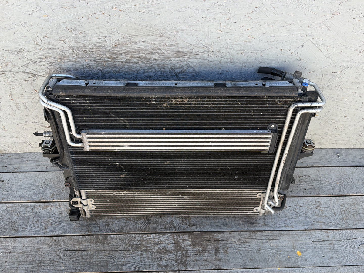 2003-2006 Porsche Cayenne Radiator Condenser w/ Cooling Fan OEM