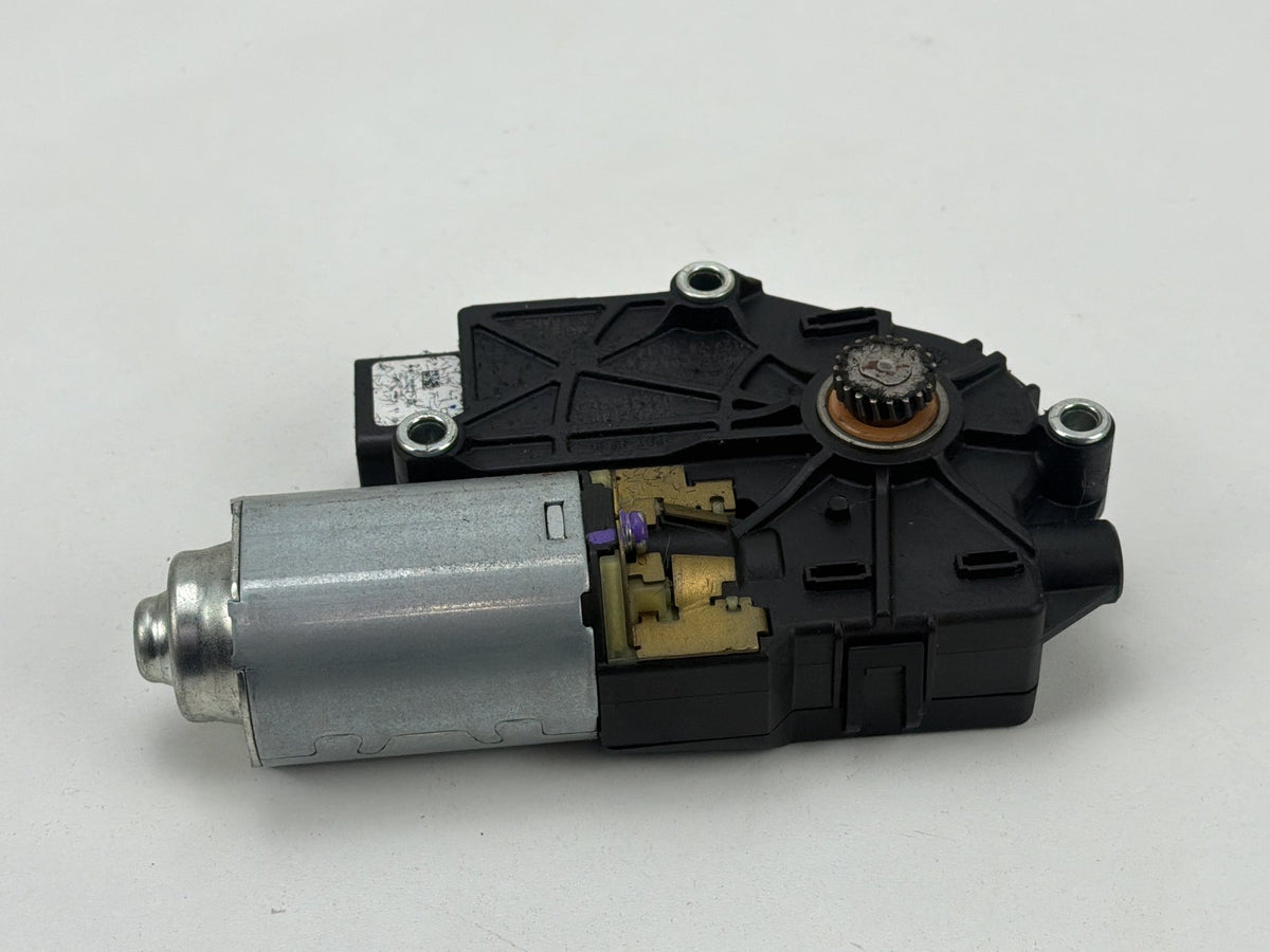 2014-2021 Maserati Quattroporte Power Sunroof Moonroof Motor 1711000AA OEM