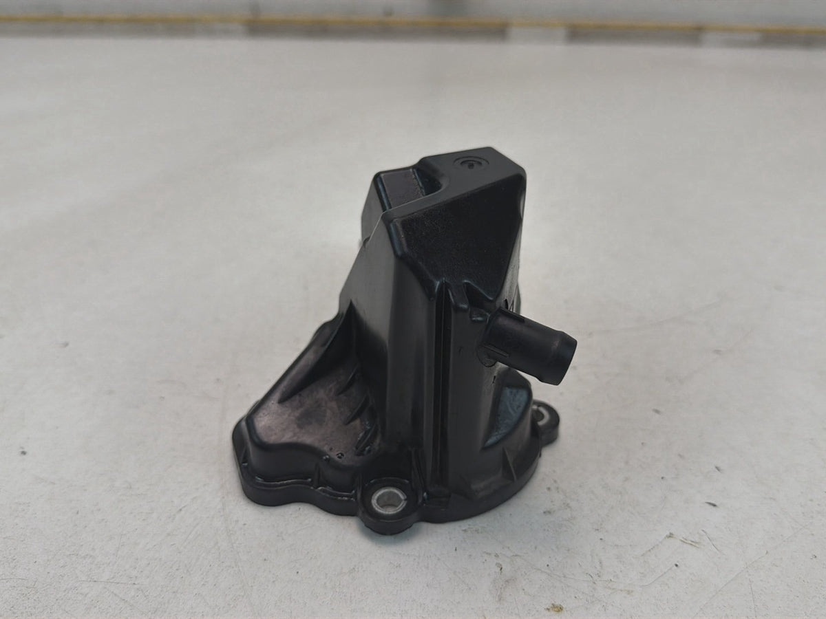 2011-2017 Mercedes-Benz S-Class W221-Engine Oil Separator Cover A2780180035 OEM