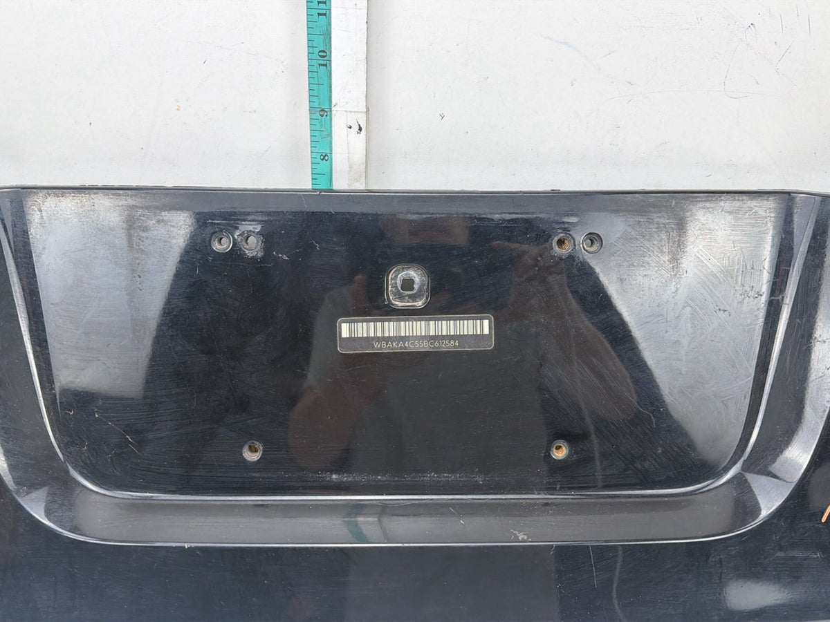 2009-2015 BMW 740i Rear Trunk Lid Centre Garnish License Plate Trim Panel OEM