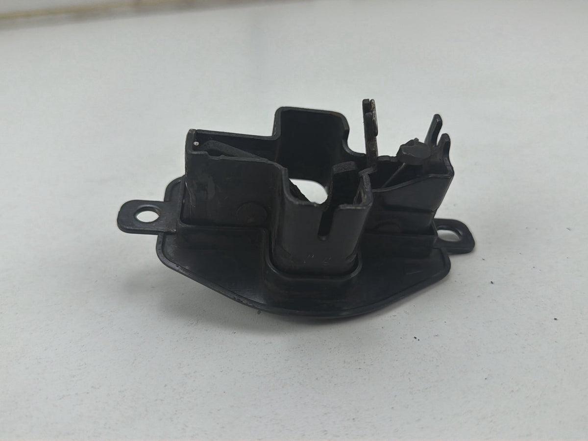 2007-2013 Mercedes-Benz S-Class 550 W221 Hood Latch Lock A2218870025 OEM