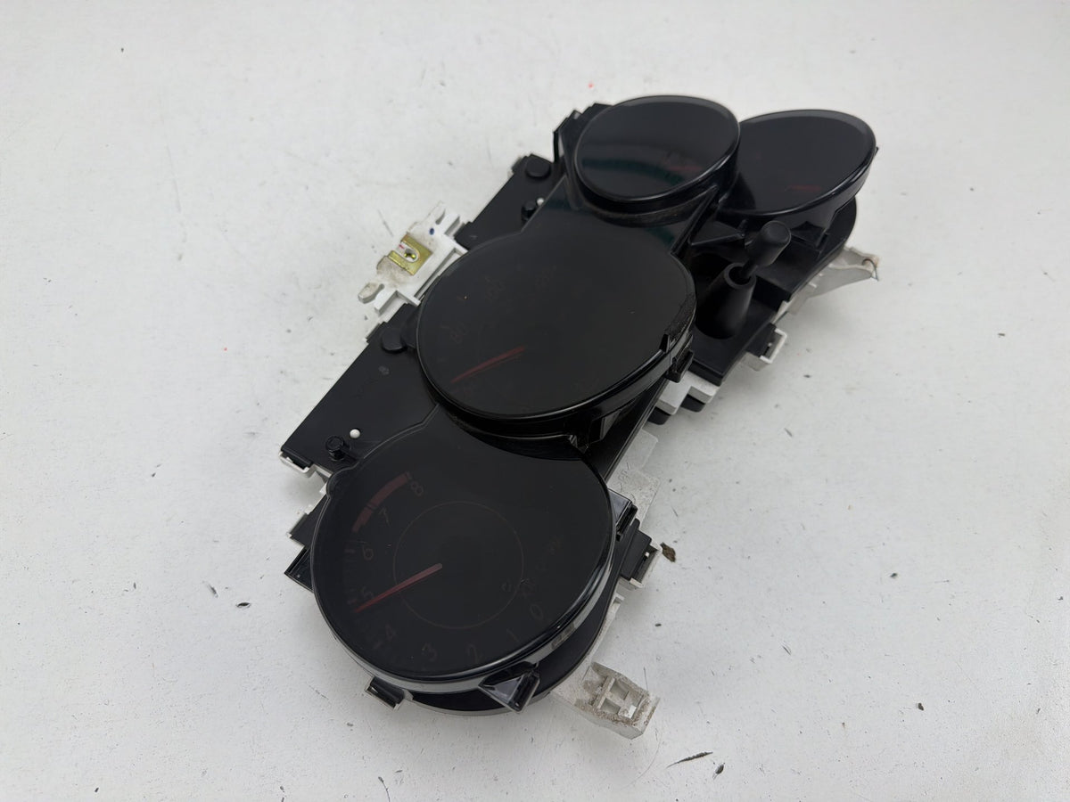 2003 Pontiac Vibe Speedometer Instrument Cluster 132K Miles 83800-01110-00 OEM