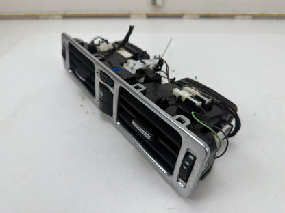 2010-2013 Land Rover Range Rover Center Dash Air Vent LRGJBD500240PUY OEM