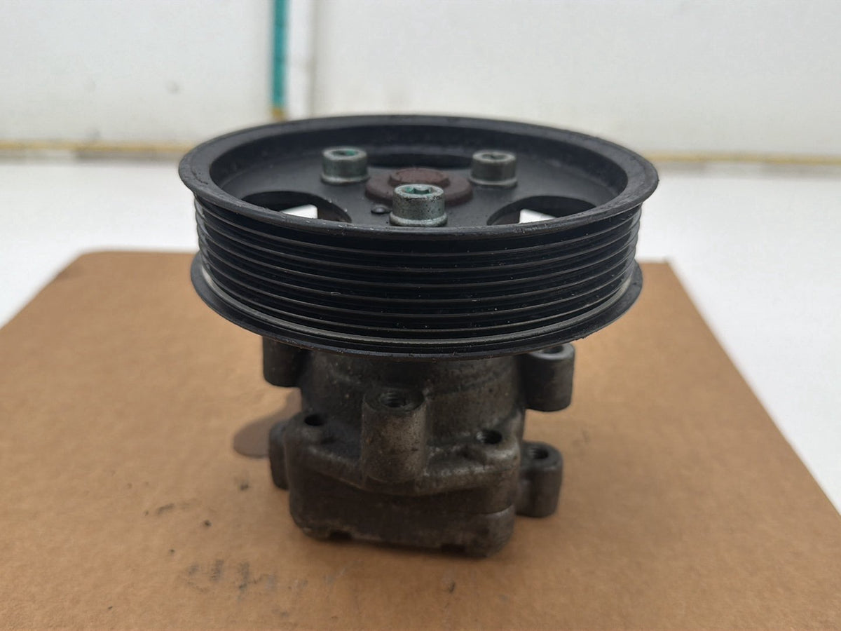2004 - 2006 Porsche Cayenne 9PA- 3.2L Power Steering Pump OEM