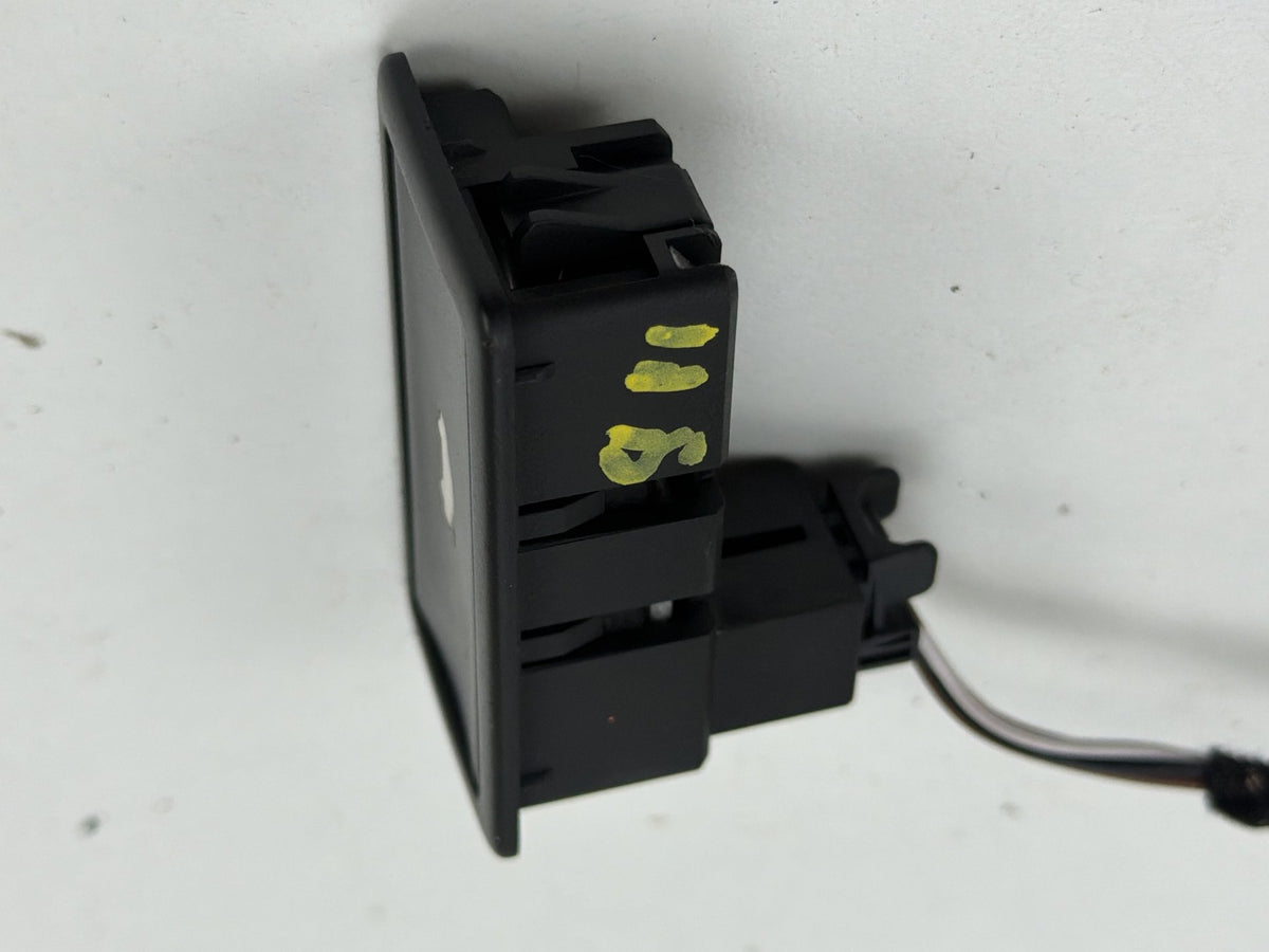 2012-2018 Audi A7 4G Rear Tailgate Boot Lid Control Lock Close Switch Button OEM