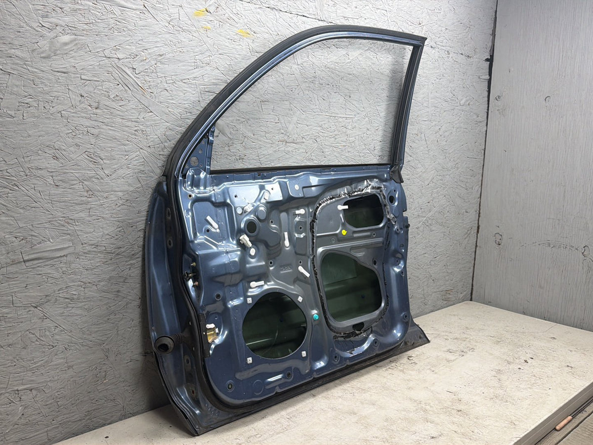 2003-2005 Toyota 4Runner Right Front Passenger Side Door Shell OEM