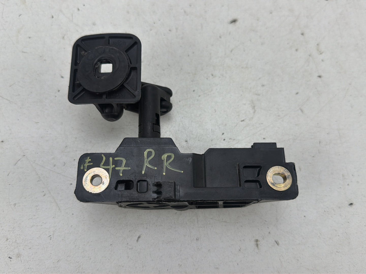 2015-2020 Toyota Sienna Rear Right Quarter Vent Window Motor Actuator OEM