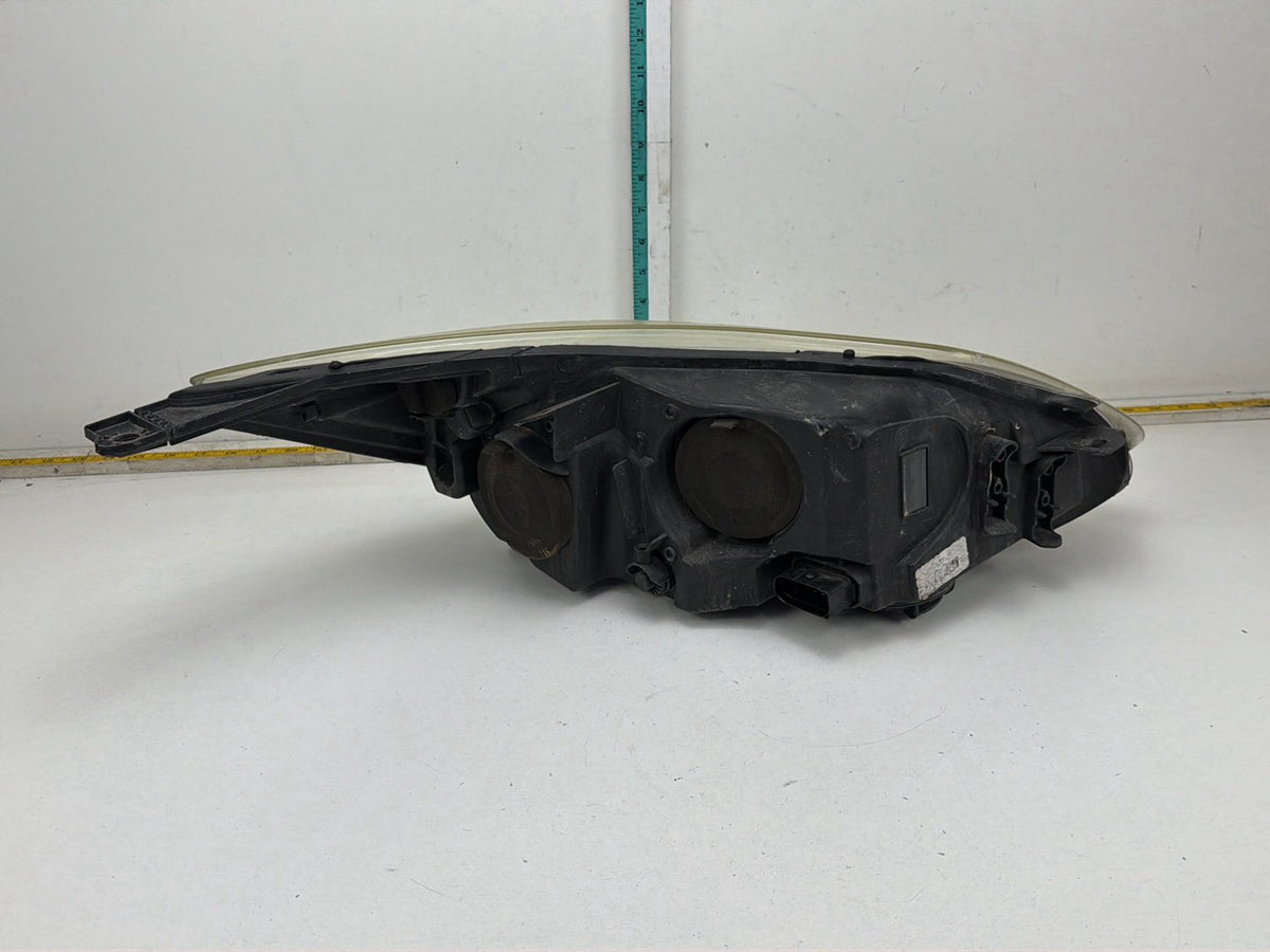 2012-2014 Ford Focus MK2-Front Left Driver Side Headlight BM51-13W030-E OEM