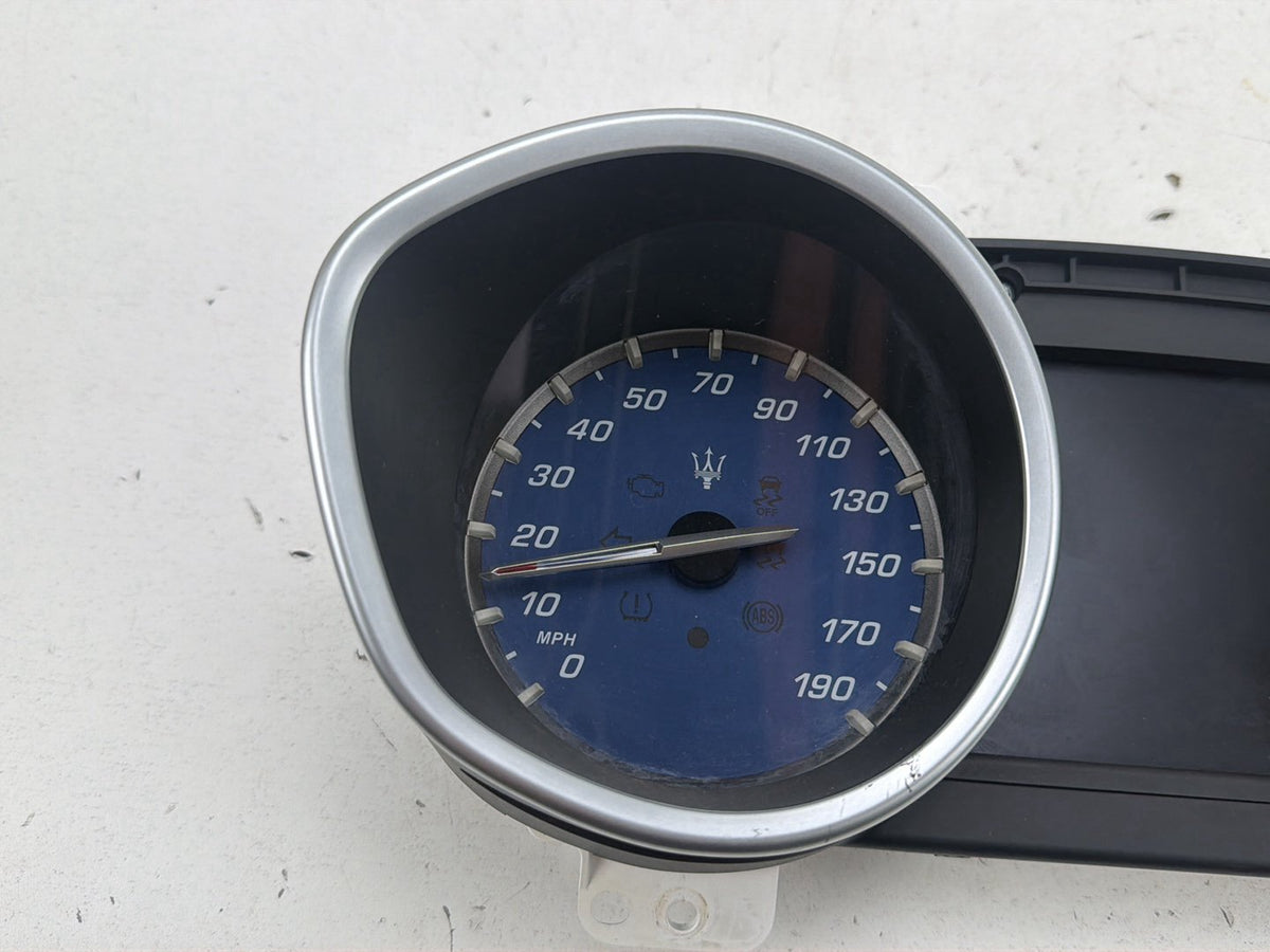 2014-2017 Maserati Ghibli Speedometer Instrument Gauge Cluster MPH 670037143 OEM