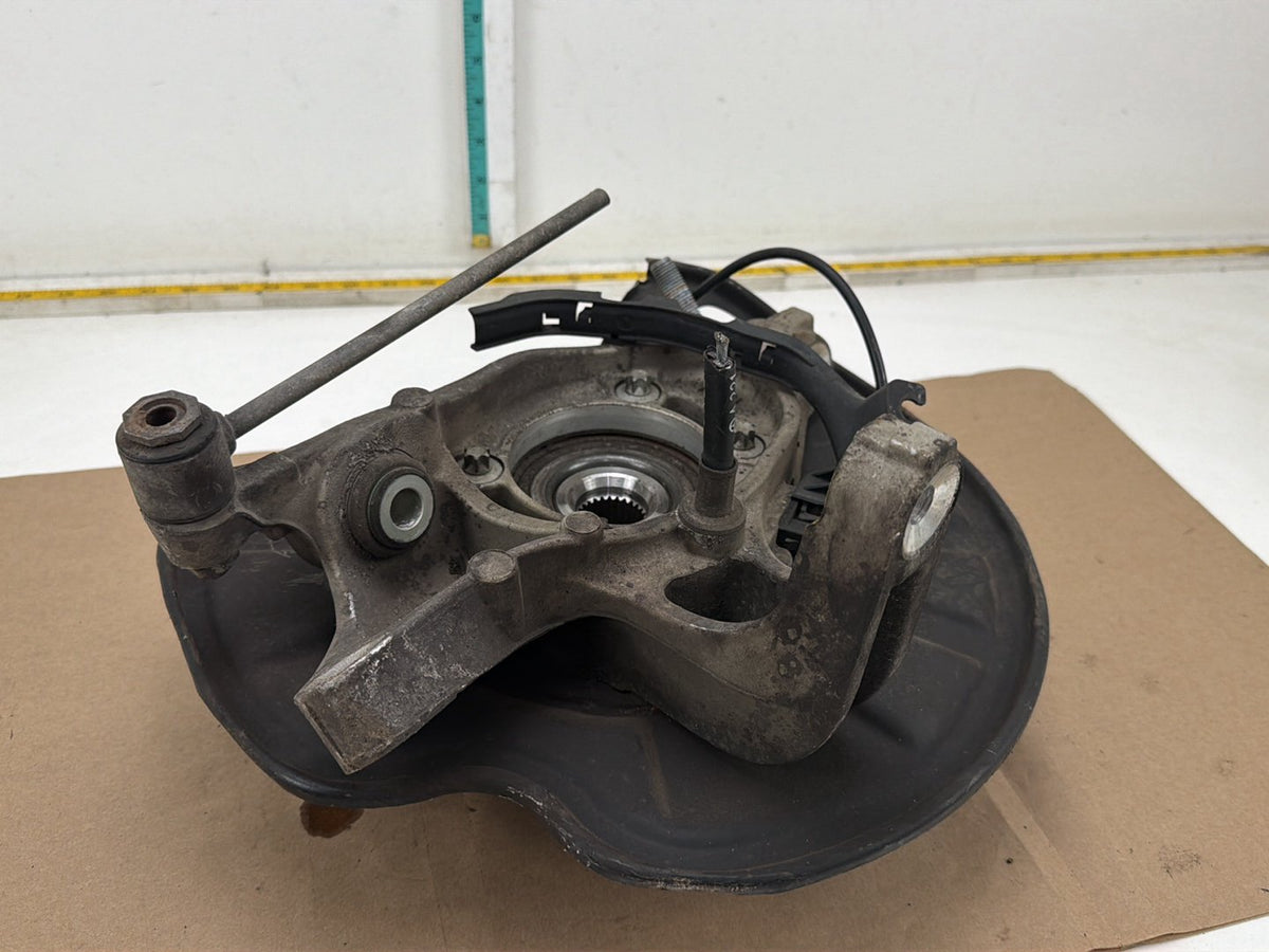 2007-2013 Mercedes S550 W221 Rear Left Spindle Knuckle Wheel Hub 2213502108 OEM