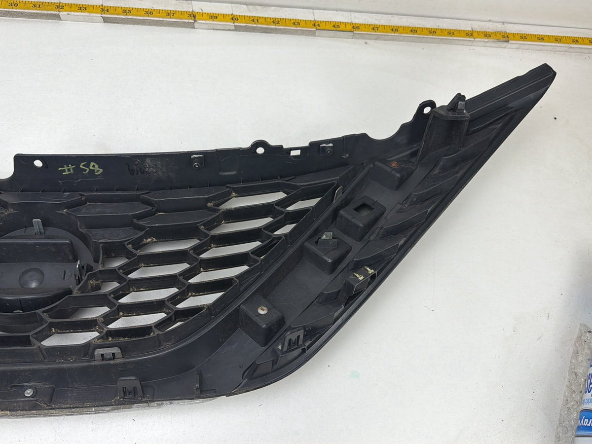 2017-2019 Nissan Sentra B17-Front Bumper Radiator Support Cover Grille 62310-3YU0D OEM