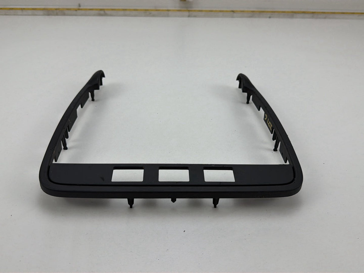 2003-2006 Porsche Cayenne Radio Trim Surround Bezel Cover Trim 7L5858079 OEM
