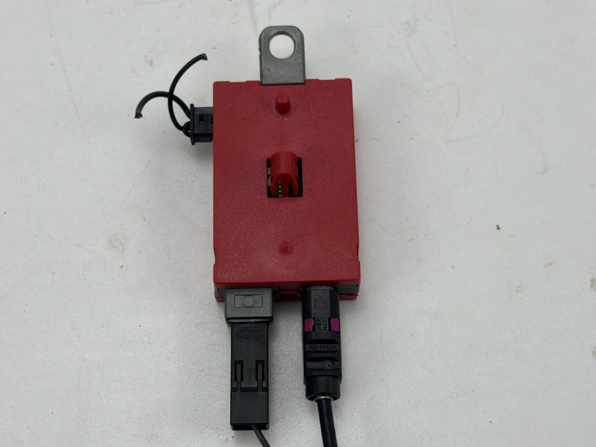 2011-2018 Volvo S60 Rear Radio Antenna Amplifier 30761698 OEM