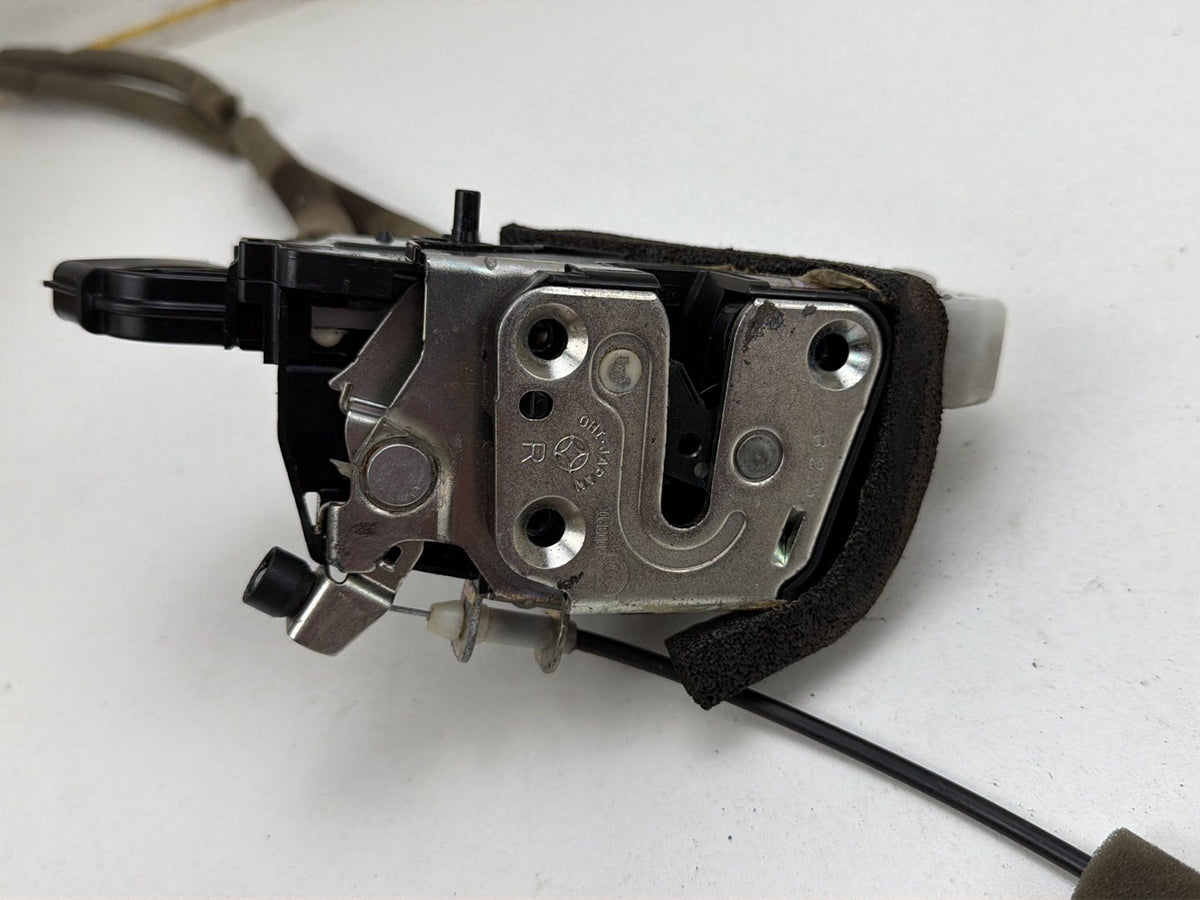 2010-2013 Infiniti G37-Rear Right Door Latch Lock PN: F18-14510 OEM