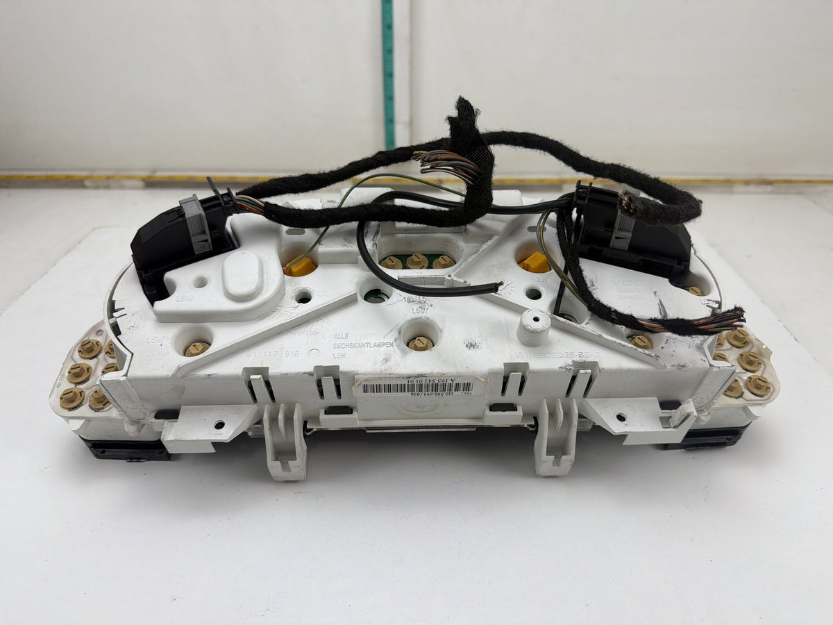 2004-2005 Chrysler Crossfire Speedometer Instrument Cluster 148K Miles OEM