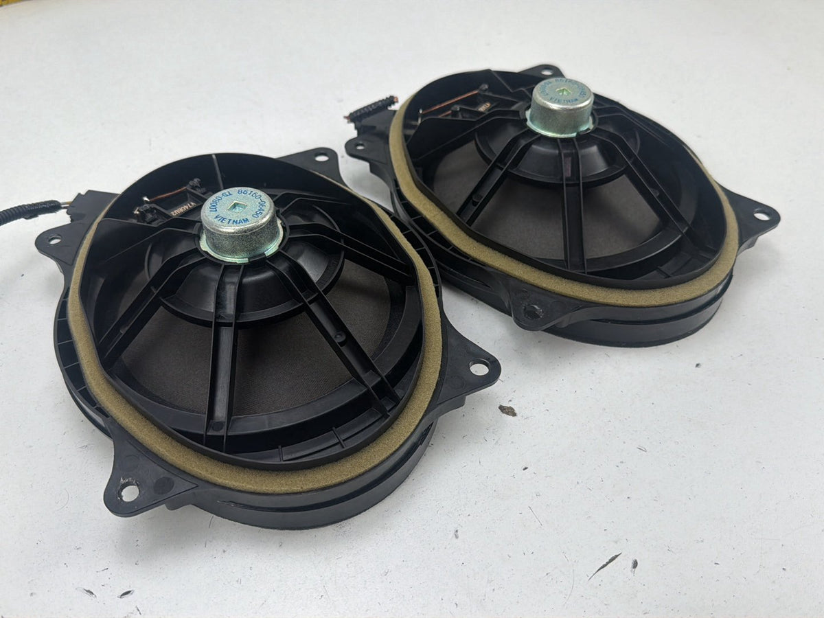 2012-2017 Toyota Camry Left Right Door Audio Speakers Pair 86160-06450 OEM
