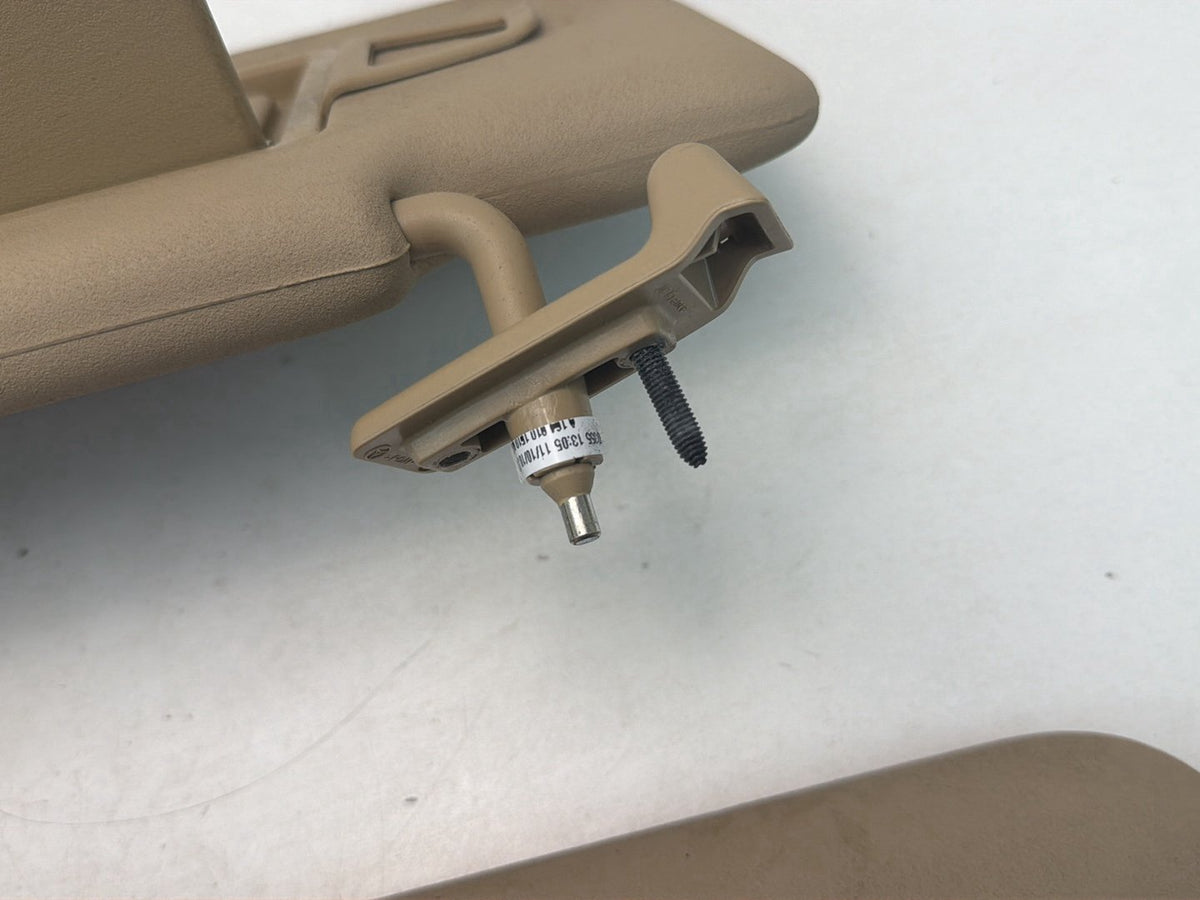 2007-2012 Mercedes-Benz GL450 GL-Class X164 Front Right-Left Sun Visor Pair OEM