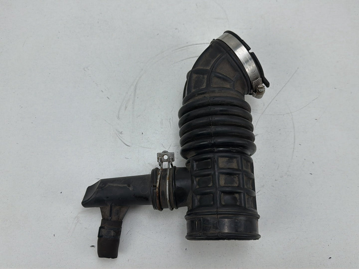 2013-2019 Nissan Sentra 1.8L Air Intake Cleaner Duct Hose Tube 3RC23 OEM