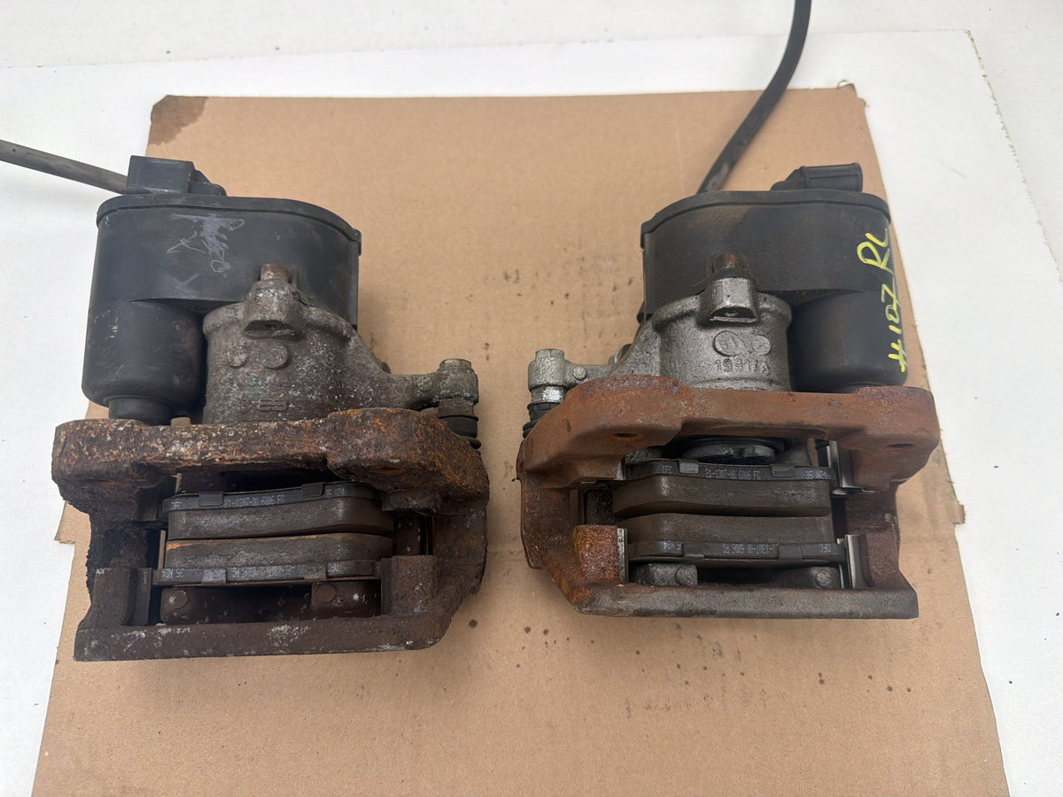 2011-2018 Volvo S60 Rear Right & Left Side Brake Caliper Pair OEM