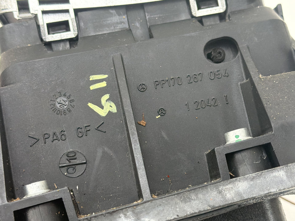 2004-2008 Chrysler Crossfire ZH Automatic Transmission Floor Gear Shifter OEM