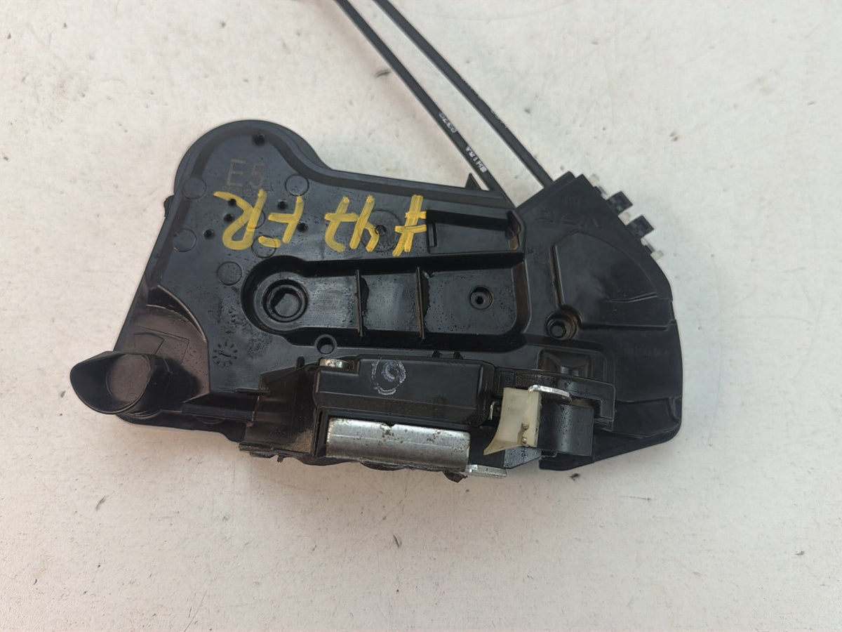 2015-2020 Toyota Sienna Front Right Power Door Lock Actuator Latch Cable OEM