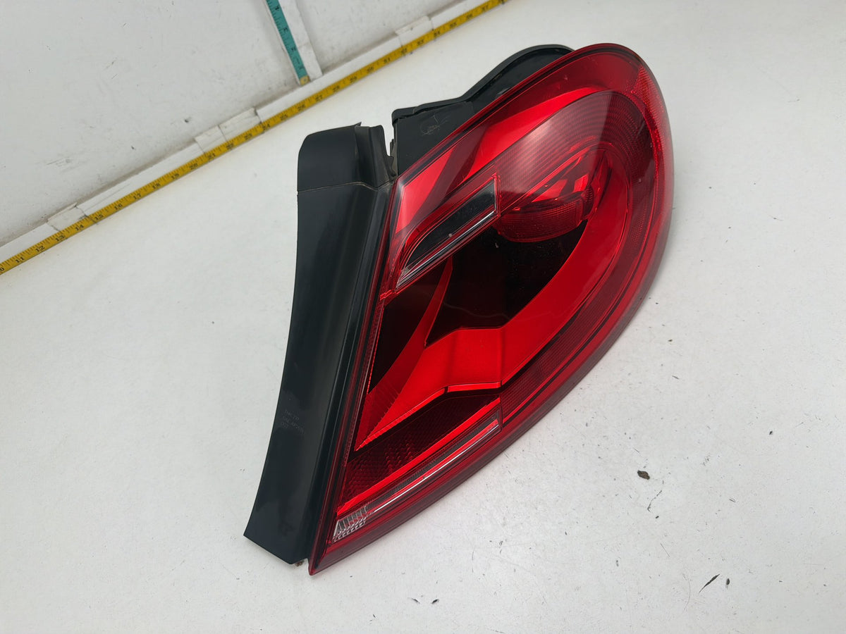 2012-2016 Volkswagen Beetle Rear Right Passenger Side Tail Light 5C5945096E OEM