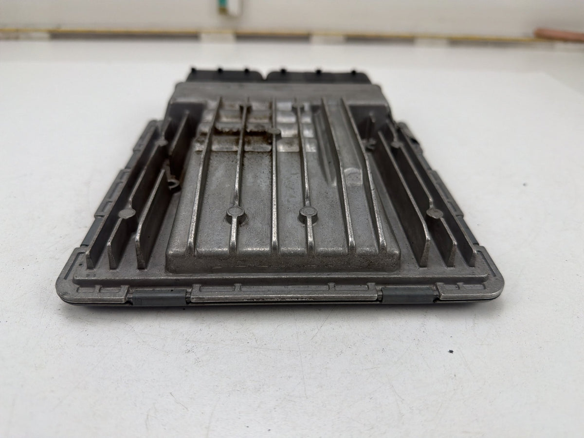 2008-2010 BMW 328i Engine Computer Control Module 7581123 OEM
