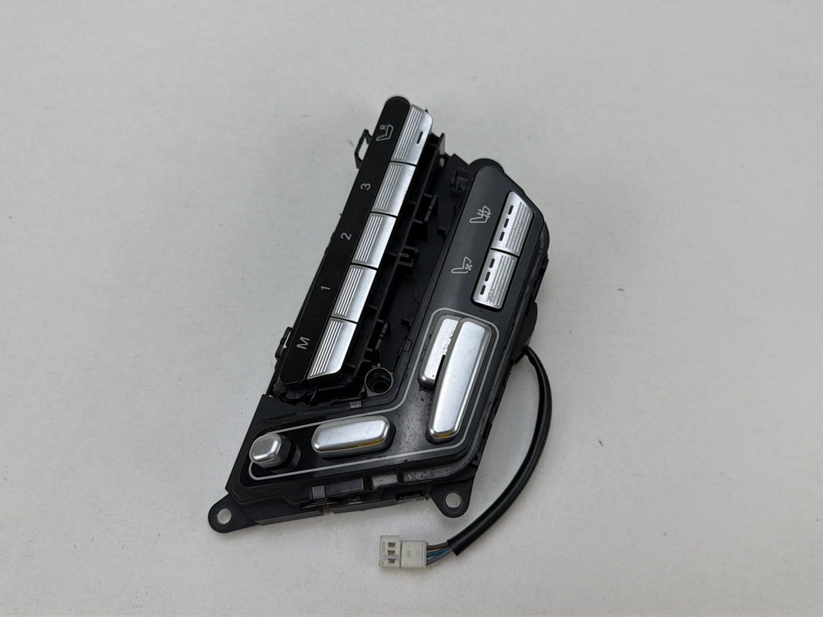 2007-2013 Mercedes-Benz S-Class W221-Front LH Seat Control Switch 2218709258 OEM