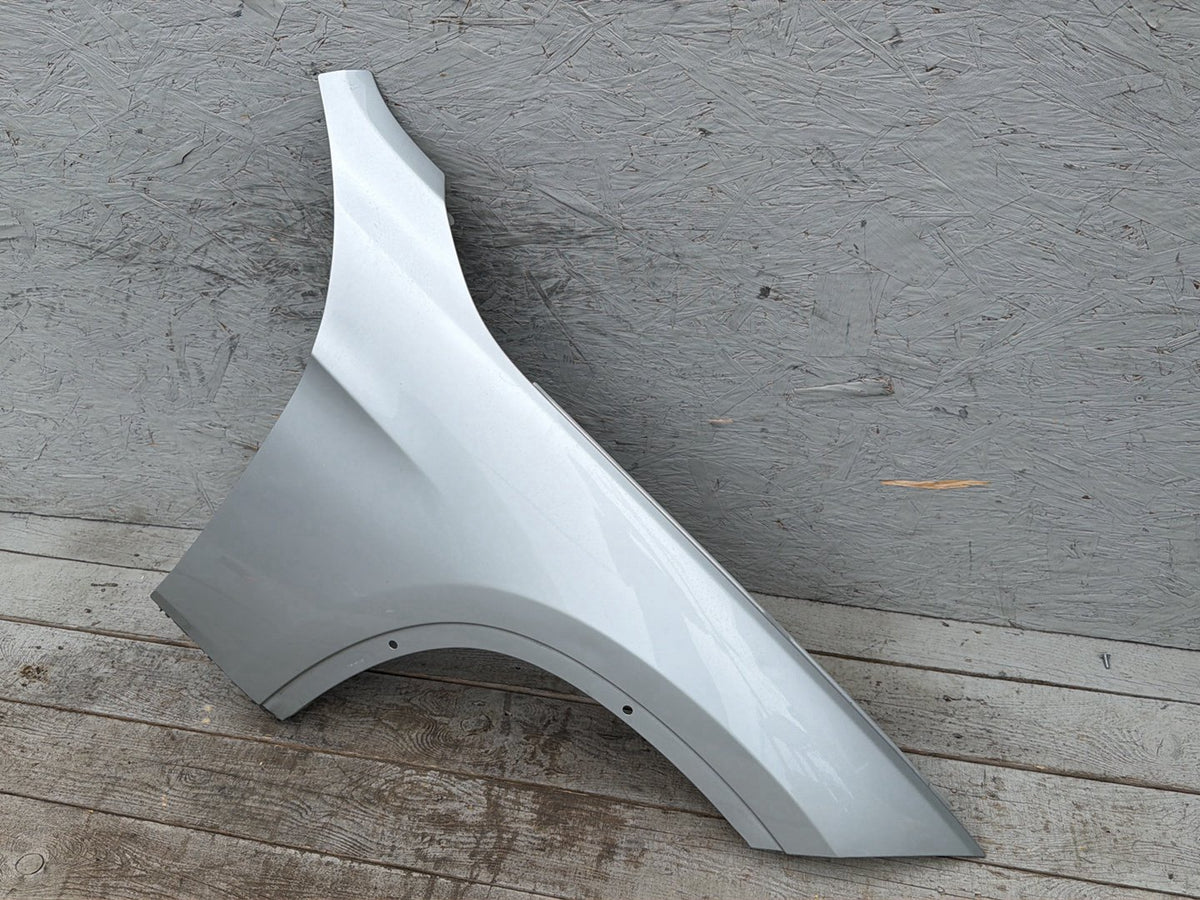 2014 BMW X1 E84 SUV Right Fender 14495545 OEM