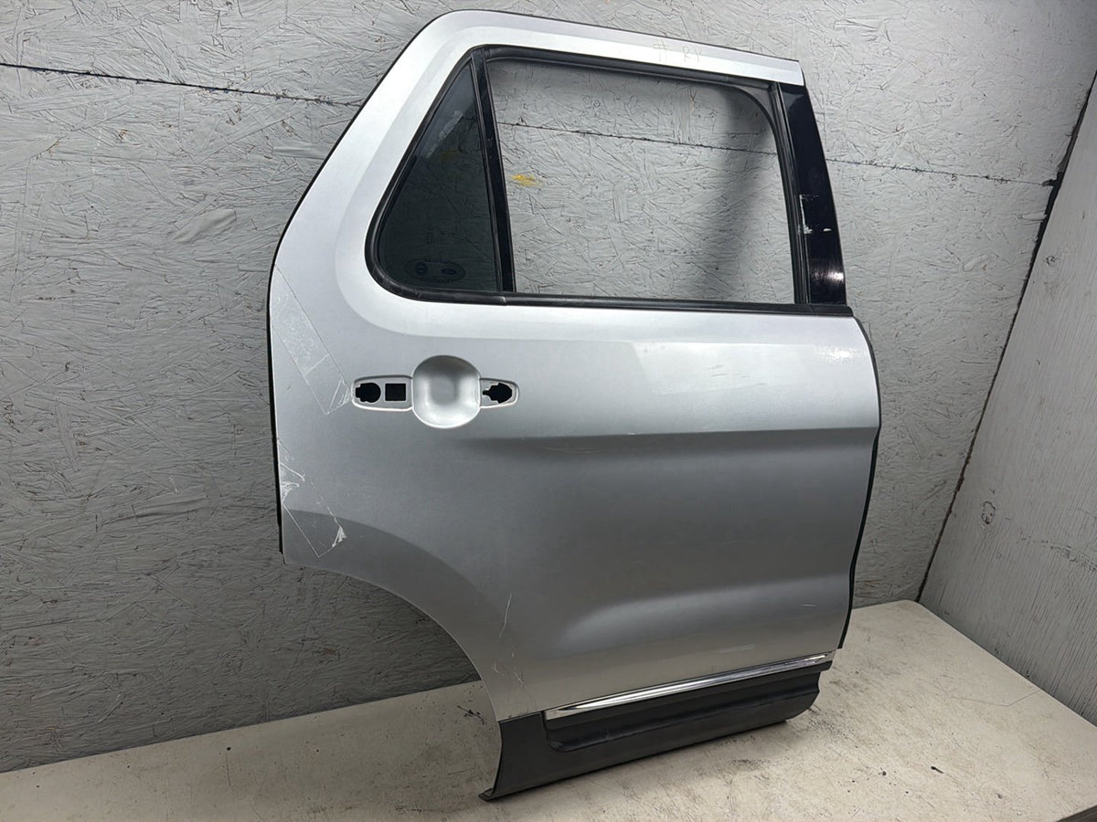2011-2019 Ford Explorer Rear Right Passenger Side Door Shell OEM