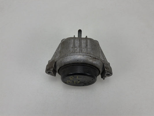 2014 BMW X1 E84 SUV Engine Mount 139811 OEM