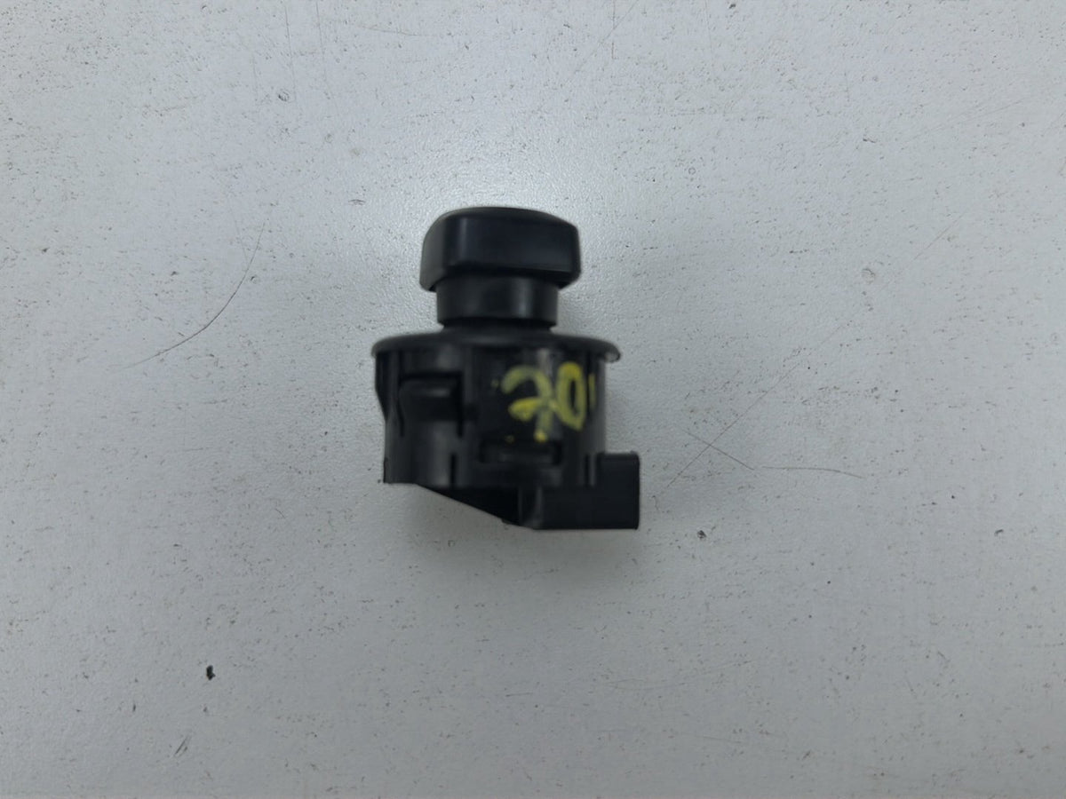 2008-2013 Infiniti G37 Front Left Side Wing Mirror Adjuster Switch OEM