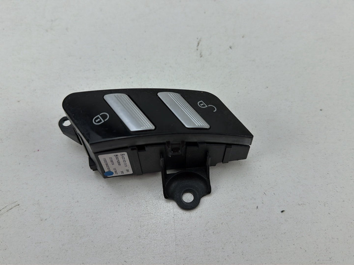 2007-2013 Mercedes-Benz S-Class W221-Front RH Passenger Door Lock Switch OEM