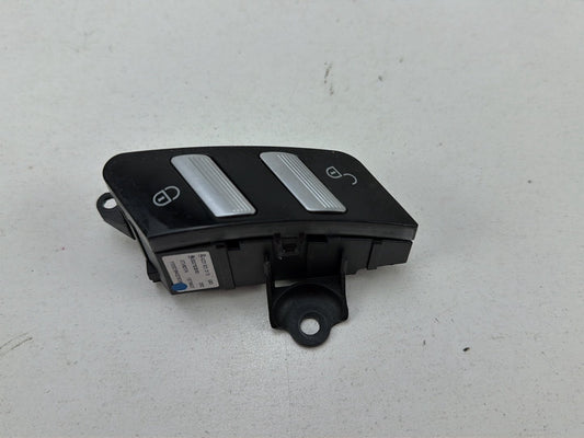 2007-2013 Mercedes-Benz S-Class W221-Front RH Passenger Door Lock Switch OEM