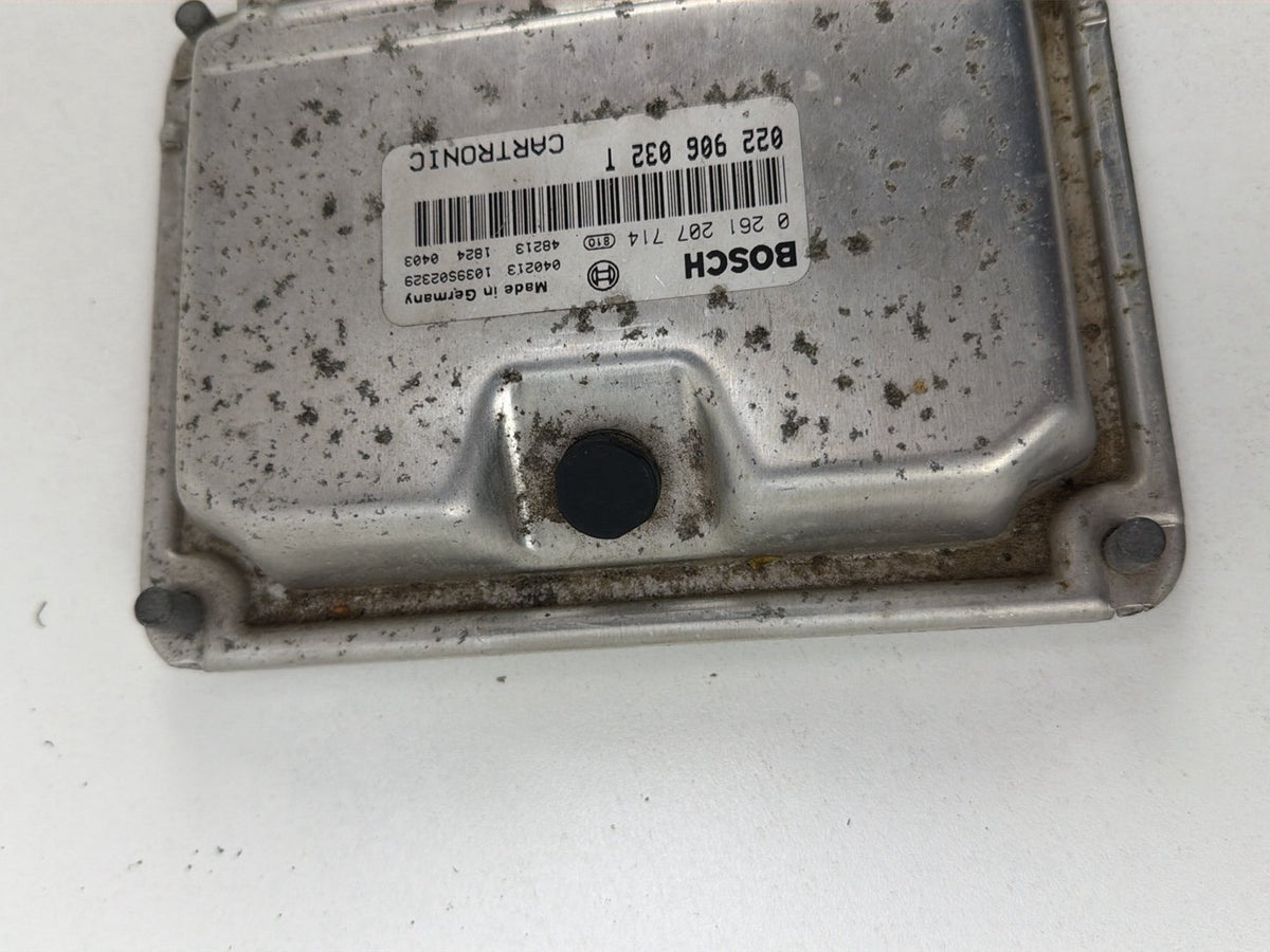 2003-2006 Porsche Cayenne ECU Engine Computer Control Module Unit 022906032T OEM
