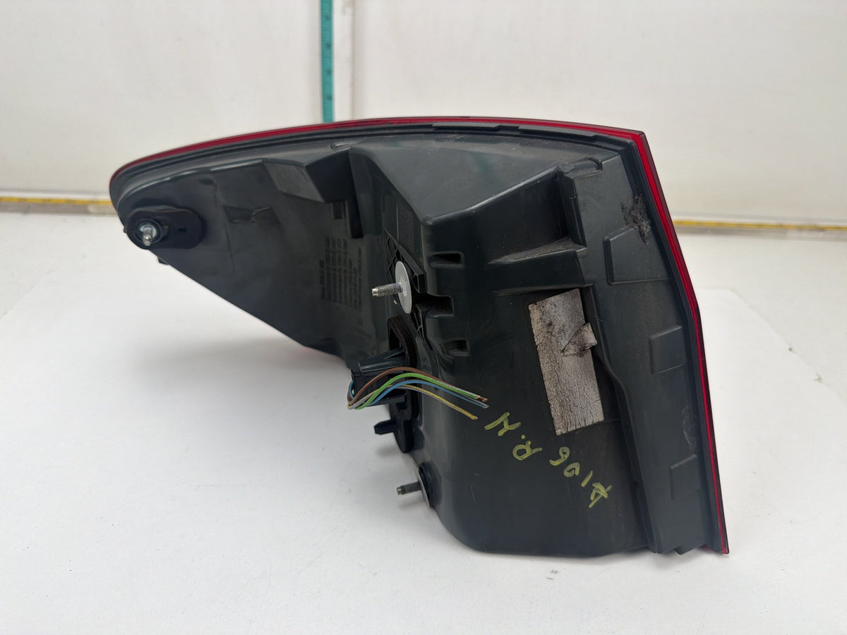 2011-2013 BMW 550i xDrive Rear Right Passenger Side Outer Fender Tail Light OEM