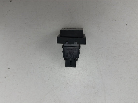 2003-2009 Nissan 350Z- Hazard Warning Light Switch 06019 OEM