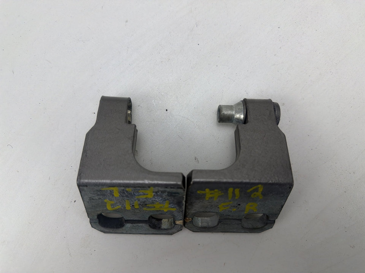 2014-2021 Maserati Quattroporte Front Left Right Side Door Hinges Set OEM