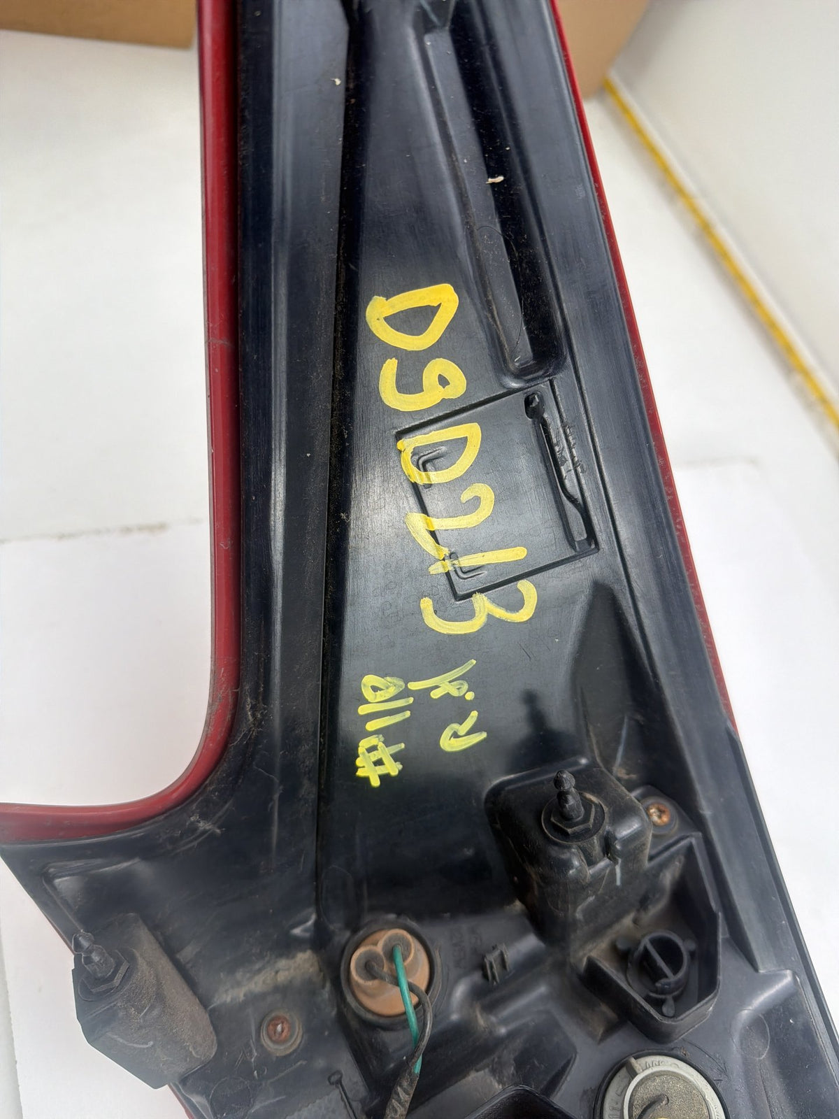 2016-2018 Nissan Altima Rear Right Outer Quarter Panel Tail Light 265559HS0A OEM