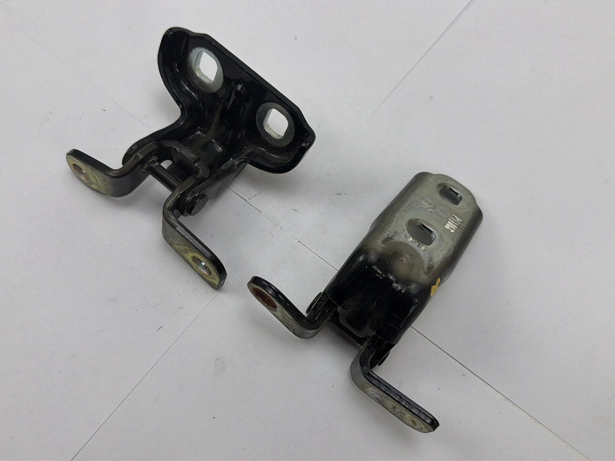 2010-2016 Cadillac SRX Rear Right Passenger Side Upper & Lower Door Hinge OEM