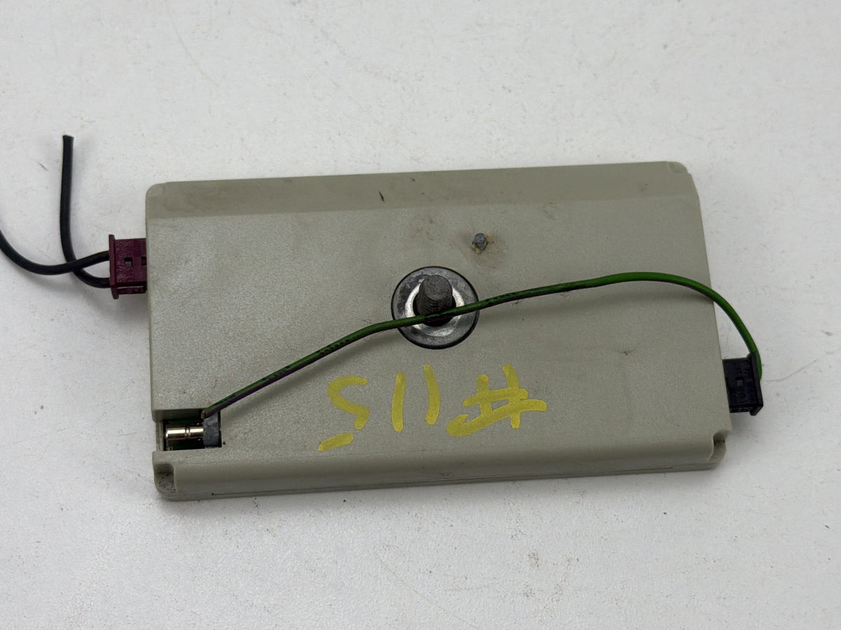 2010-2012 Land Rover Range Rover L322-Antenna Radio Amplifier AH42-18CB47-BB OEM