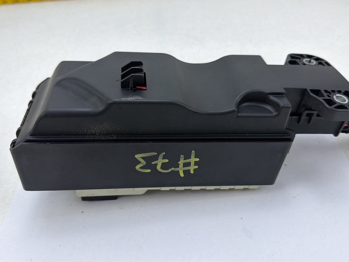 2017-2020 Jaguar F-Pace Fuse Box Relay Junction Block GX7314A067EA OEM
